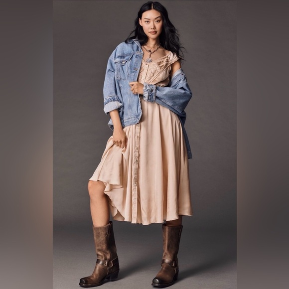 Anthropologie Dresses & Skirts - Anthropologie Boho Hanky Hem Button Front Midi Dress Beige M Cottagecore
